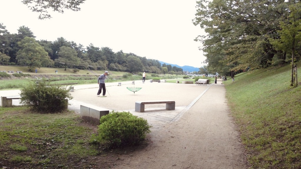 鴨川公園